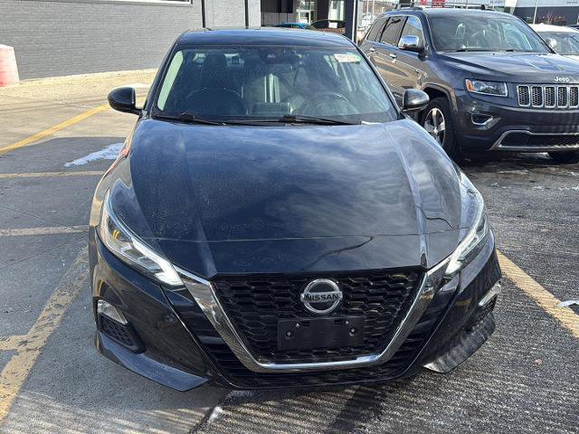 Certified 2020 Nissan Altima 2.5 SR w/ Premium Package image 1