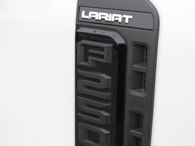 Used 2023 Ford F250 Lariat w/ Lariat Ultimate Package AWD/4WD image 11