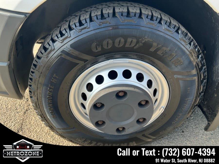 Used 2012 Mercedes-Benz Sprinter 3500 w/ High Idle Fixed Pkg image 44