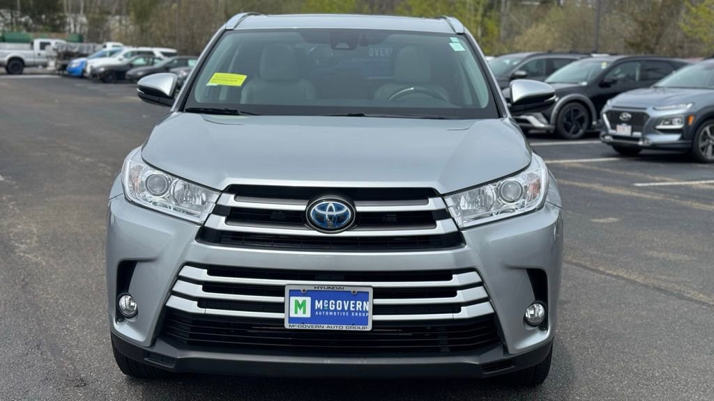 Used 2017 Toyota Highlander XLE AWD/4WD image 2