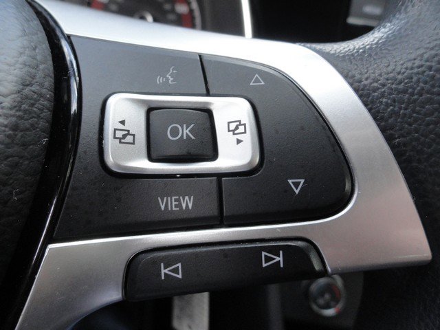 Used 2019 Volkswagen Jetta R-Line image 18