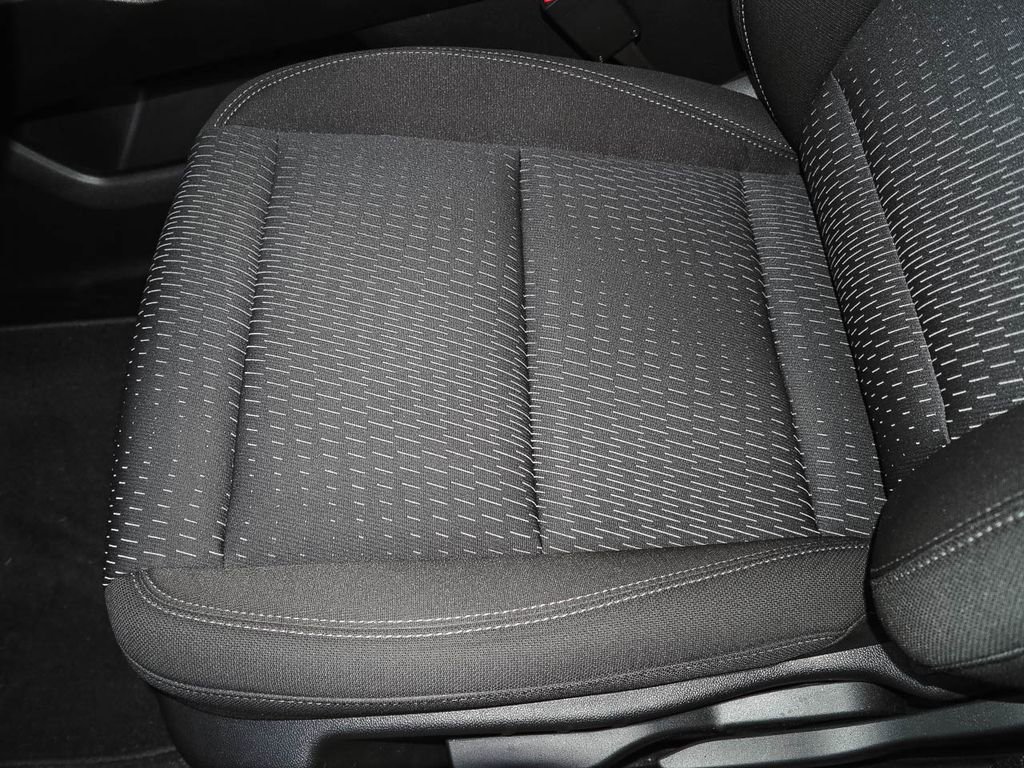 Certified 2025 Chevrolet Equinox LT image 21