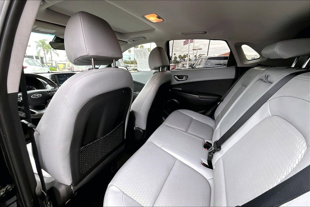 Used 2018 Hyundai Kona Limited FWD image 16