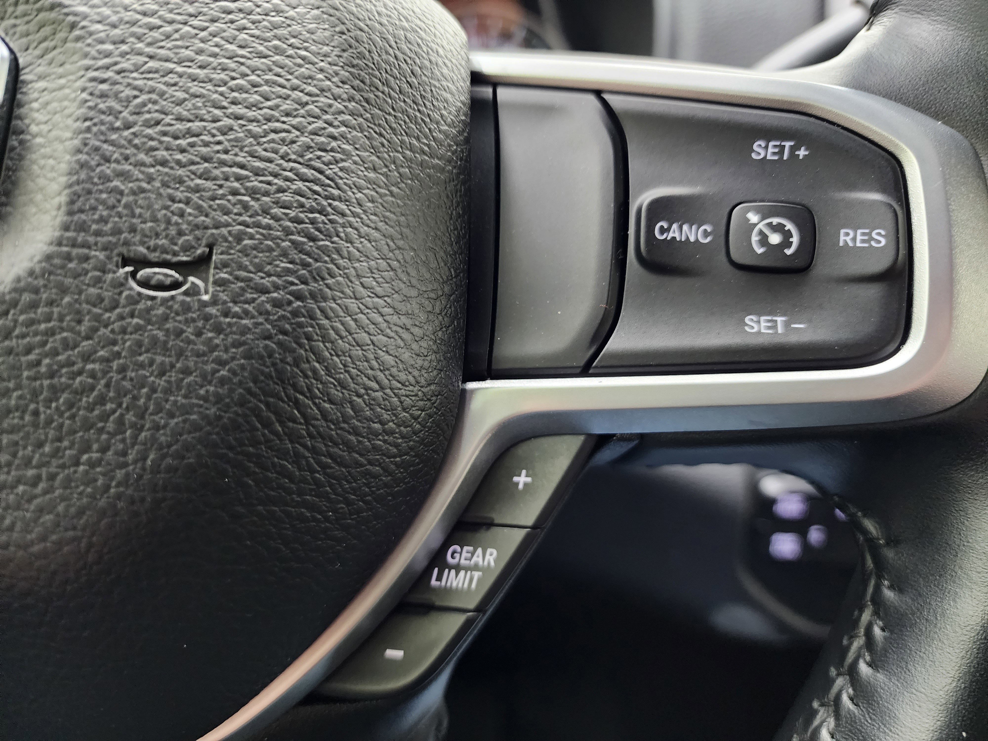 Used 2023 RAM 2500 Big Horn w/ Night Edition image 16