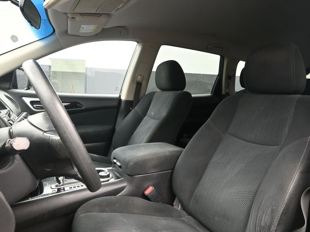 Used 2016 Nissan Pathfinder S image 12