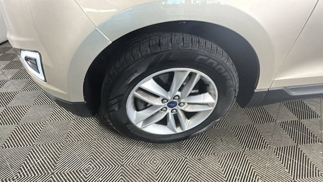 Used 2018 Ford Edge SEL w/ Equipment Group 201A AWD/4WD image 9
