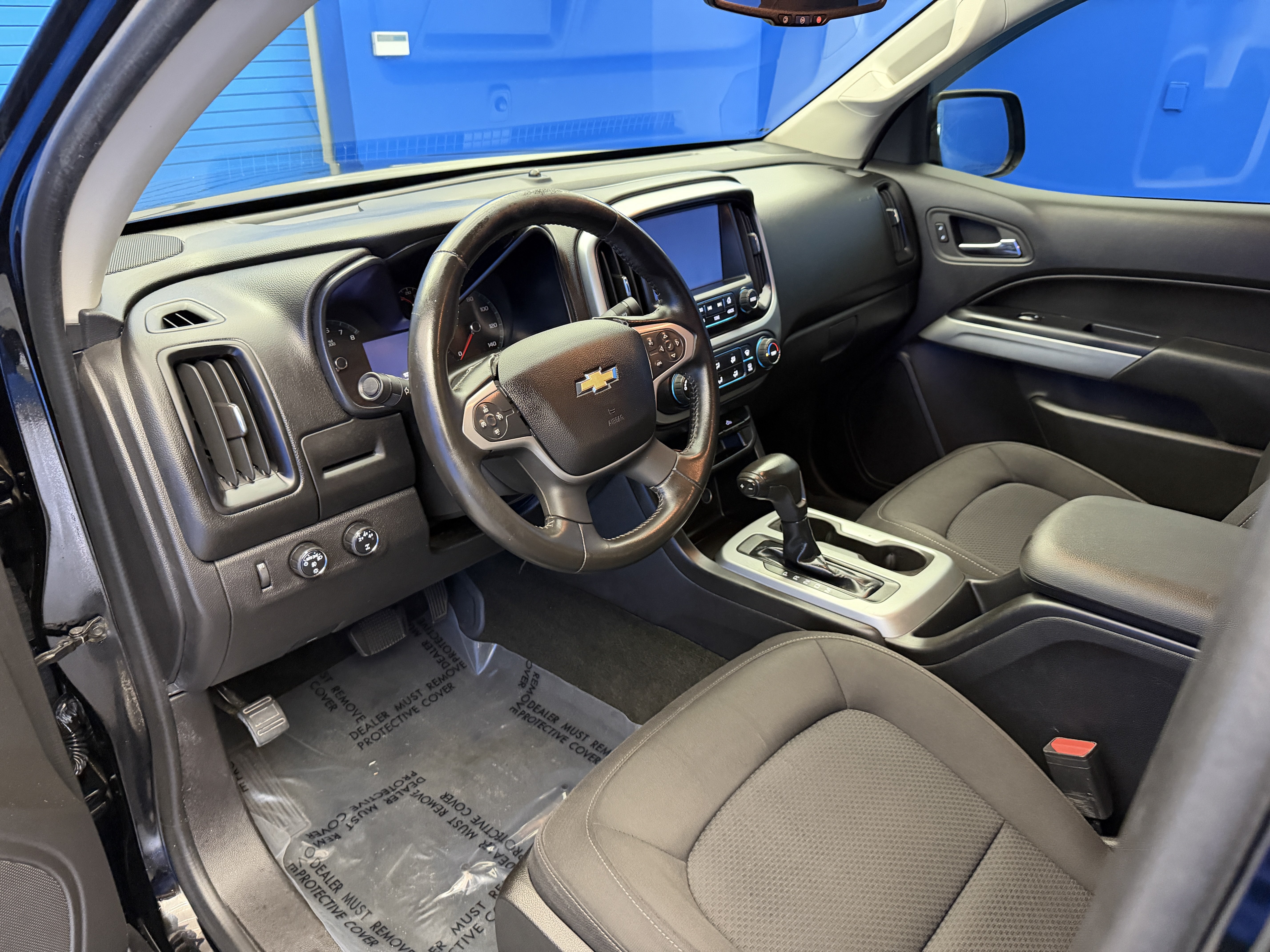 Used 2016 Chevrolet Colorado LT w/ LT Convenience Package AWD/4WD image 11