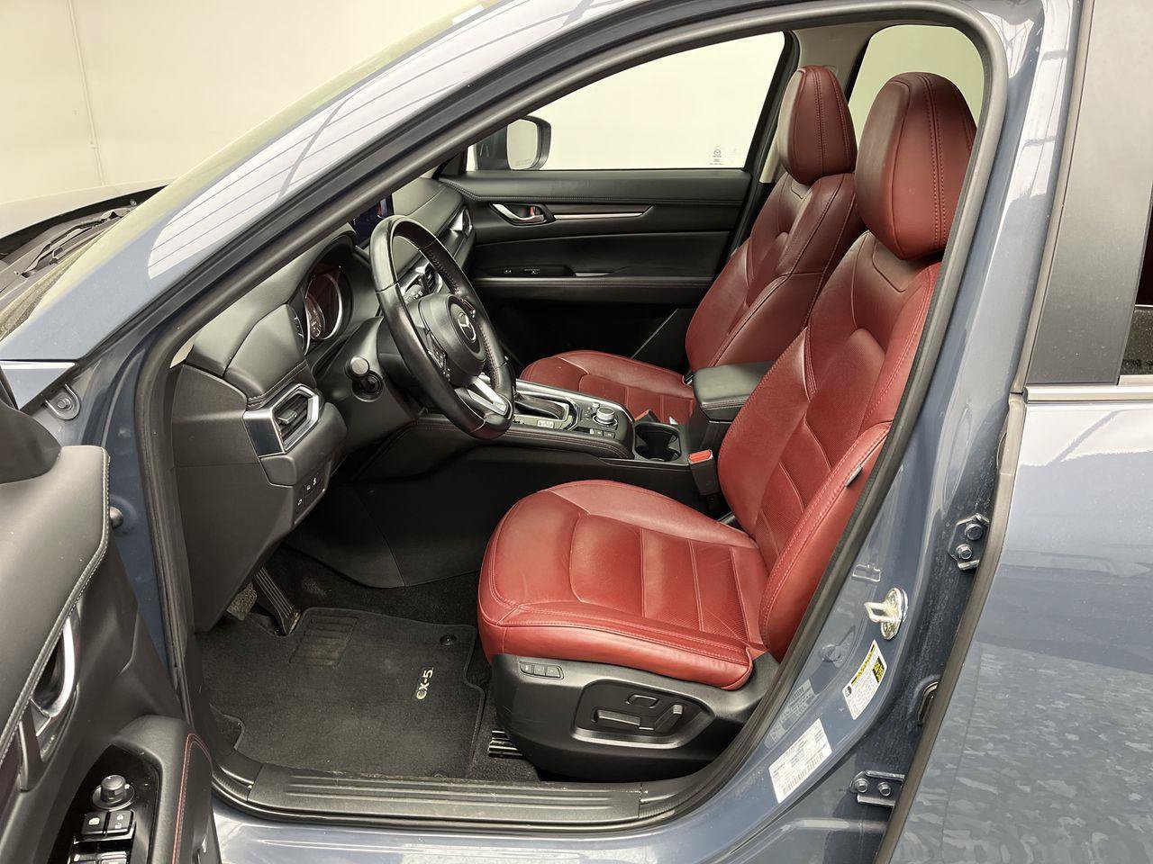 Certified 2024 MAZDA CX-5 Carbon Edition AWD/4WD image 3