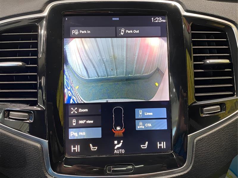 Used 2017 Volvo XC90 T6 Momentum w/ Vision Package image 18