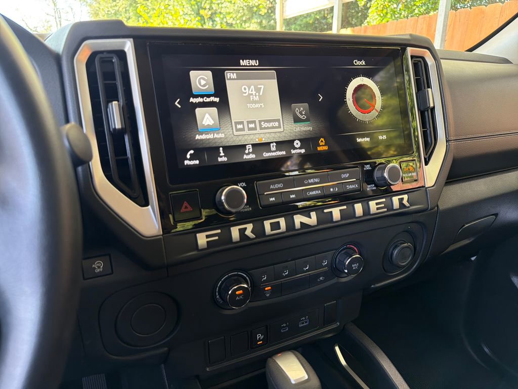 Used 2025 Nissan Frontier SV w/ Tow Package image 27