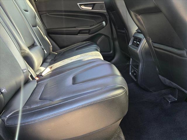 Used 2022 Ford Edge Titanium AWD/4WD image 19