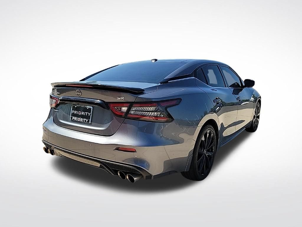 Used 2023 Nissan Maxima SR w/ Sport Mat Group FWD image 4