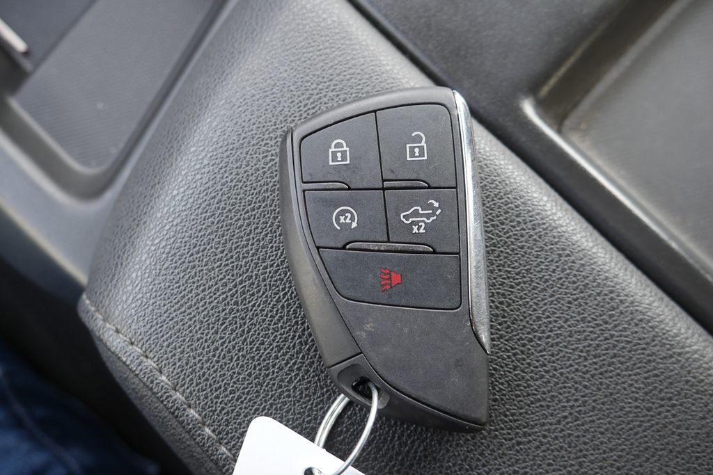 Used 2025 Chevrolet Silverado 2500 LT w/ Convenience Package image 20