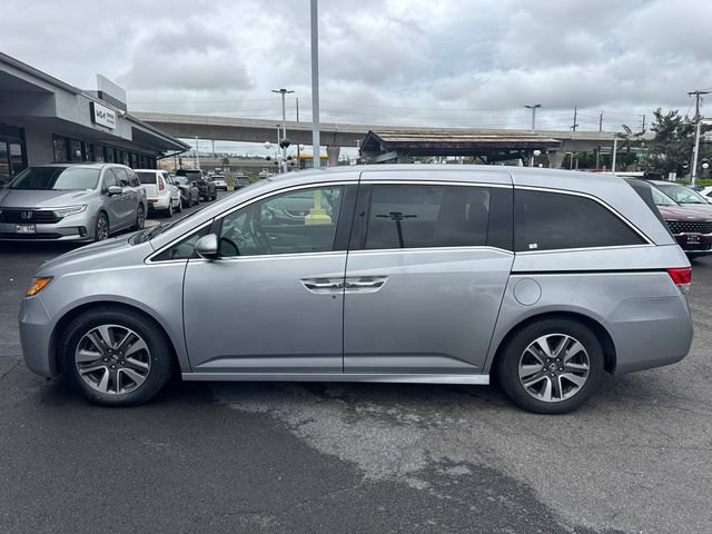 Used 2017 Honda Odyssey Touring image 2