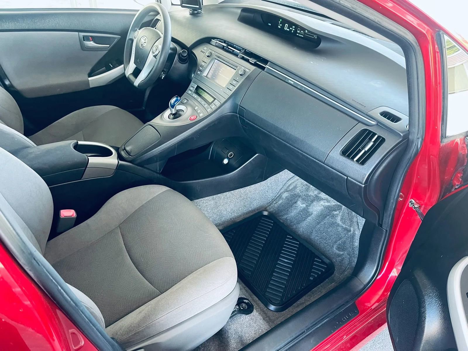 Used 2013 Toyota Prius Two FWD image 14