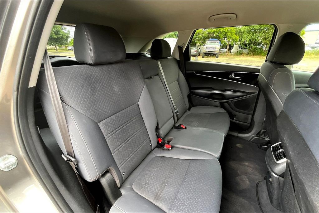 Used 2018 Kia Sorento L image 20