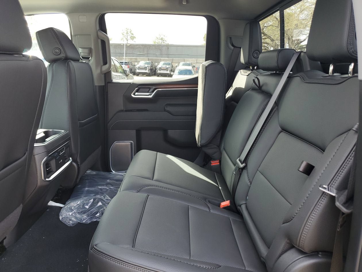 New 2026 GMC Sierra 1500 Denali w/ Denali Reserve Package AWD/4WD image 12