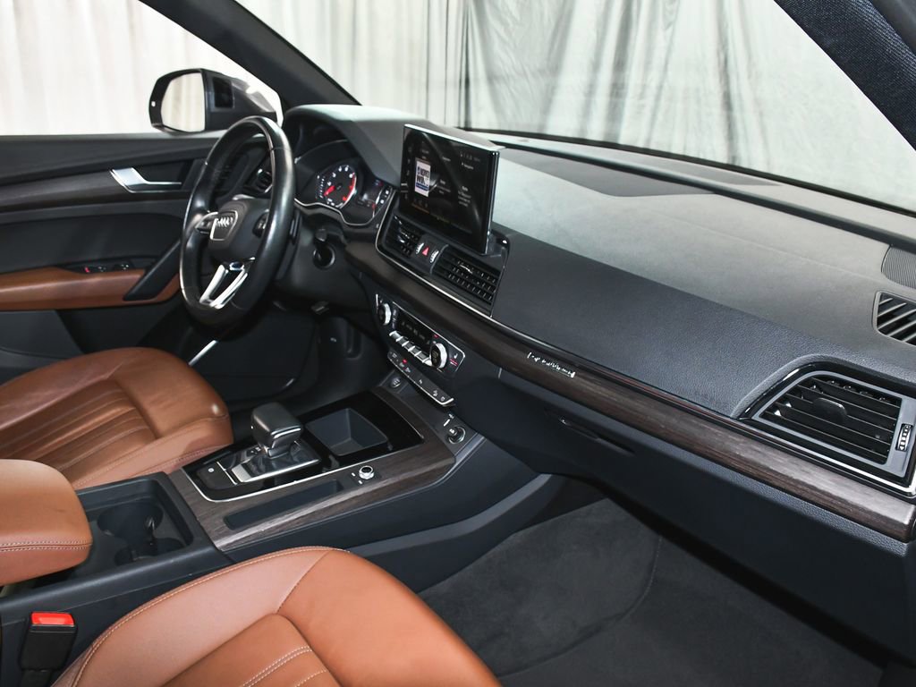 Used 2023 Audi Q5 2.0T Premium w/ Convenience Package AWD/4WD image 56