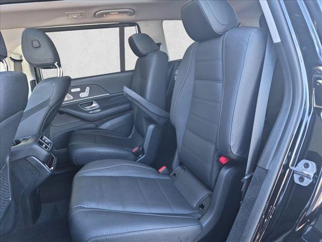 Used 2023 Mercedes-Benz GLS 580 4MATIC image 21