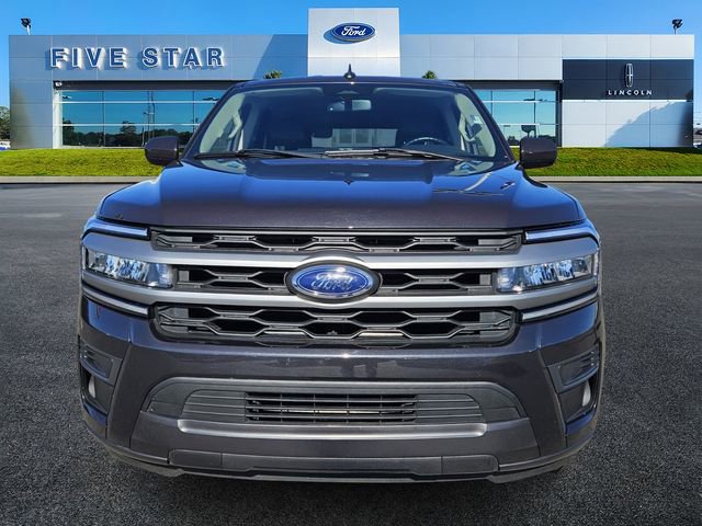 Used 2024 Ford Expedition Max XLT image 2