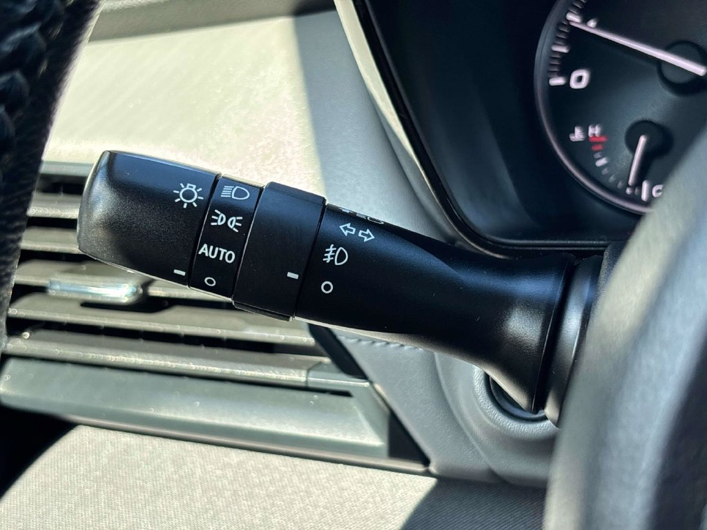Used 2022 Subaru Outback Premium AWD/4WD image 30