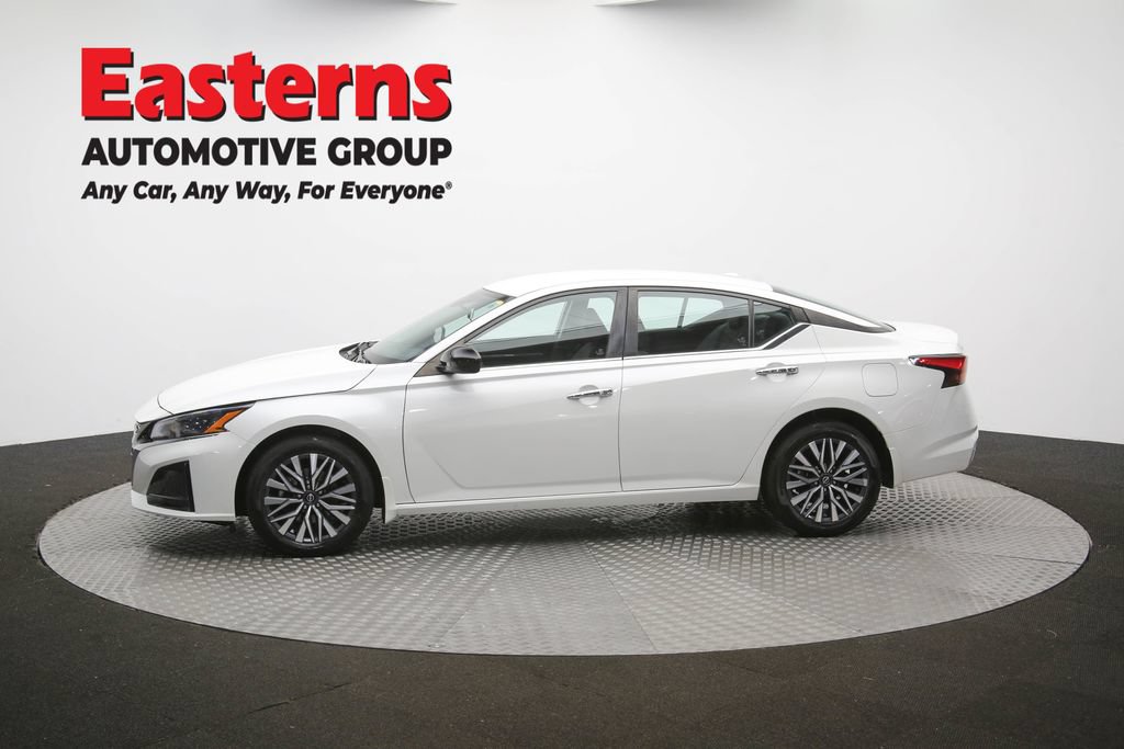Used 2023 Nissan Altima 2.5 SV AWD/4WD image 44