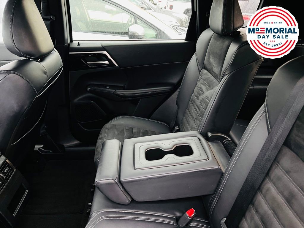 Used 2022 Mitsubishi Outlander SEL Black Edition FWD image 26