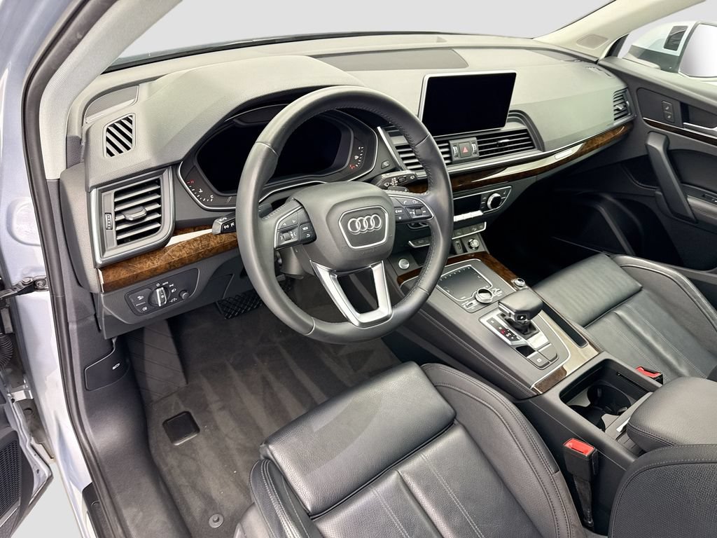 Used 2019 Audi Q5 2.0T Premium Plus w/ Premium Plus Package AWD/4WD image 9