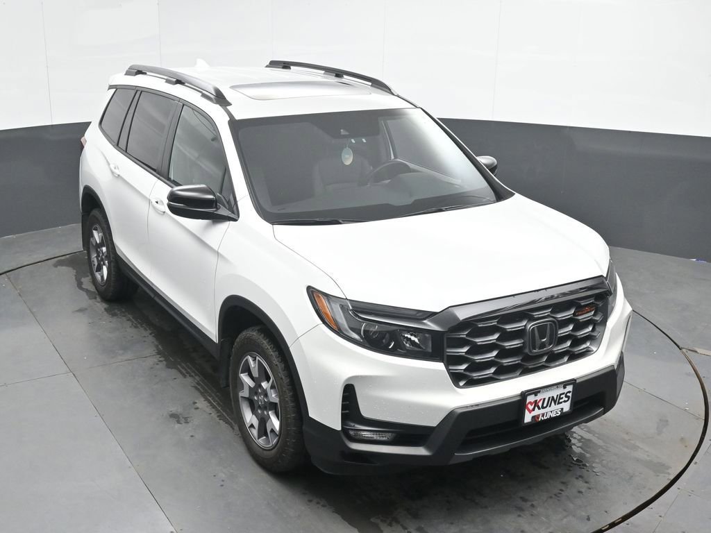 Used 2022 Honda Passport TrailSport image 16