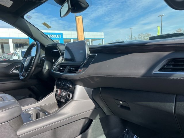 Used 2024 Chevrolet Suburban LT image 33