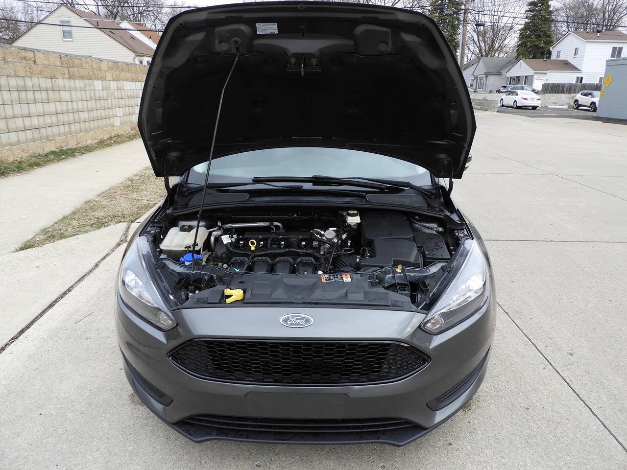 Used 2017 Ford Focus SE image 40