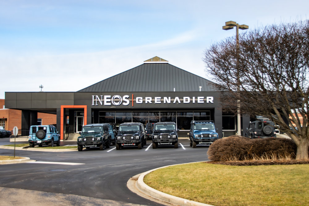 Used 2025 Land Rover Defender 110 X-Dynamic SE AWD/4WD image 26