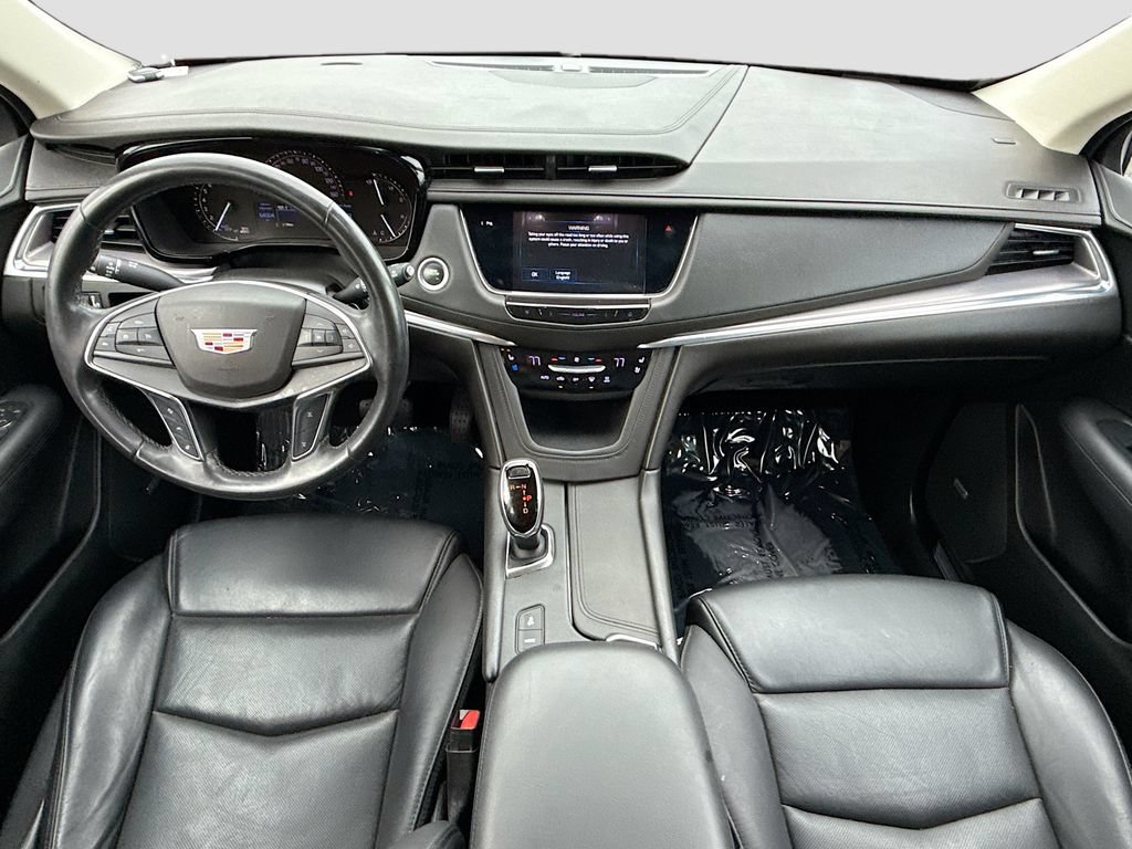 Used 2018 Cadillac XT5 Premium Luxury FWD image 16