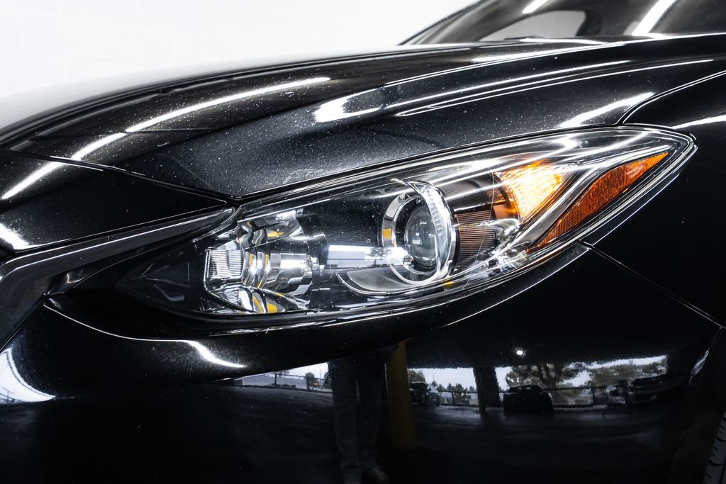 Used 2015 MAZDA MAZDA3 i Sport image 9