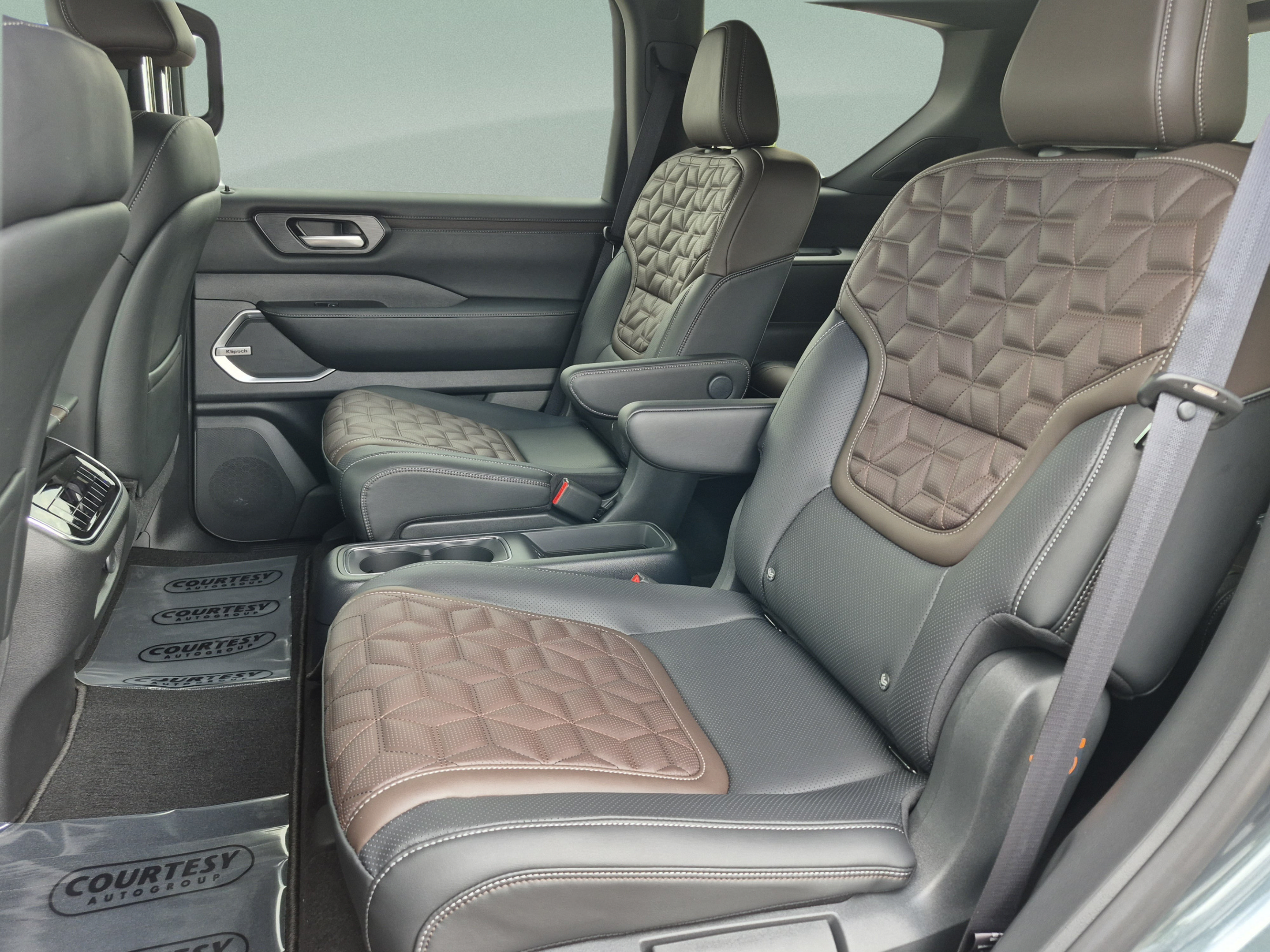 New 2026 Nissan Armada Platinum RWD image 19