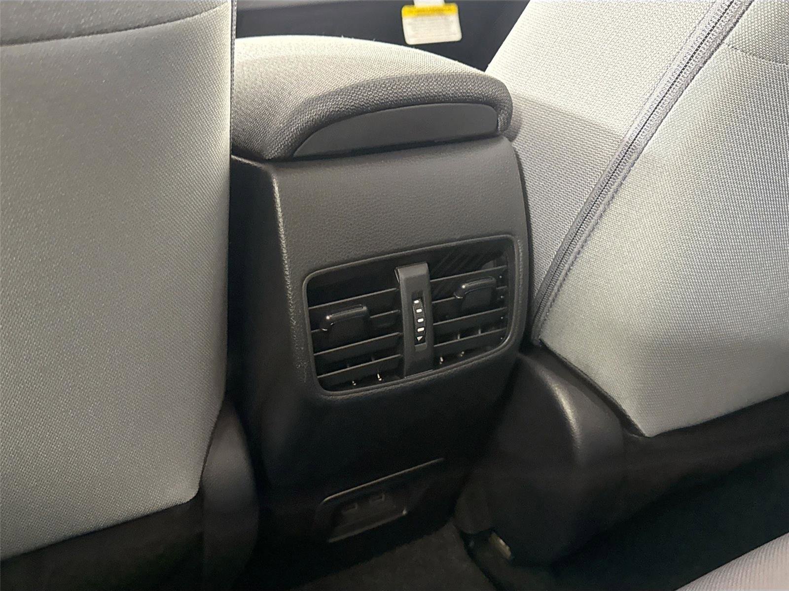 Certified 2026 Toyota Corolla Cross SE image 33