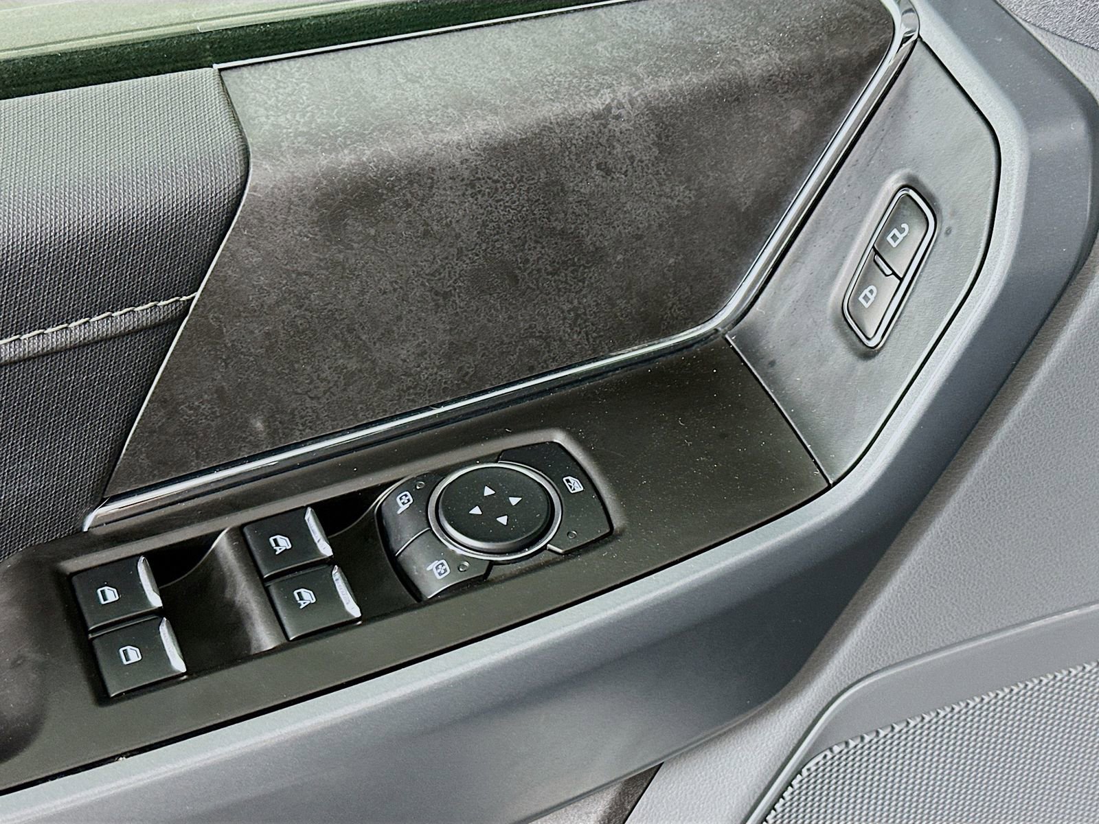 Used 2024 Ford F150 XLT w/ Tow/Haul Package image 19