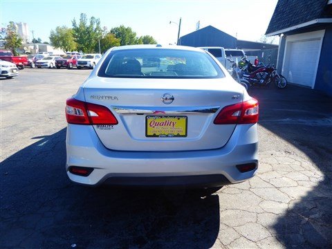Used 2017 Nissan Sentra SV image 7
