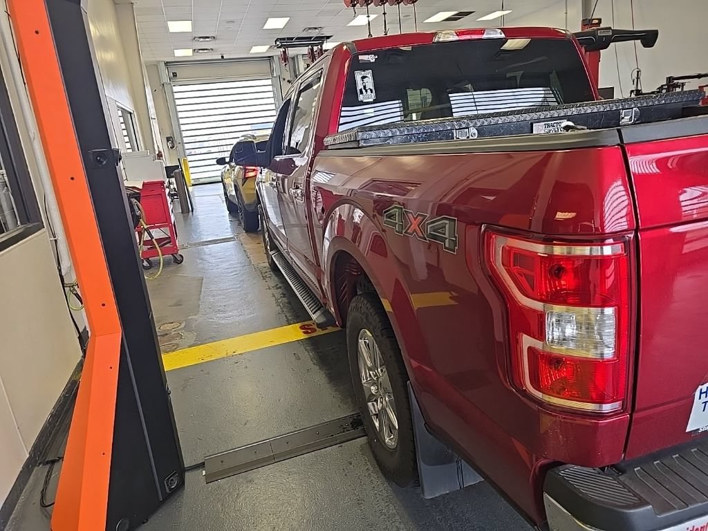 Used 2019 Ford F150 XLT w/ Equipment Group 302A Luxury AWD/4WD image 4