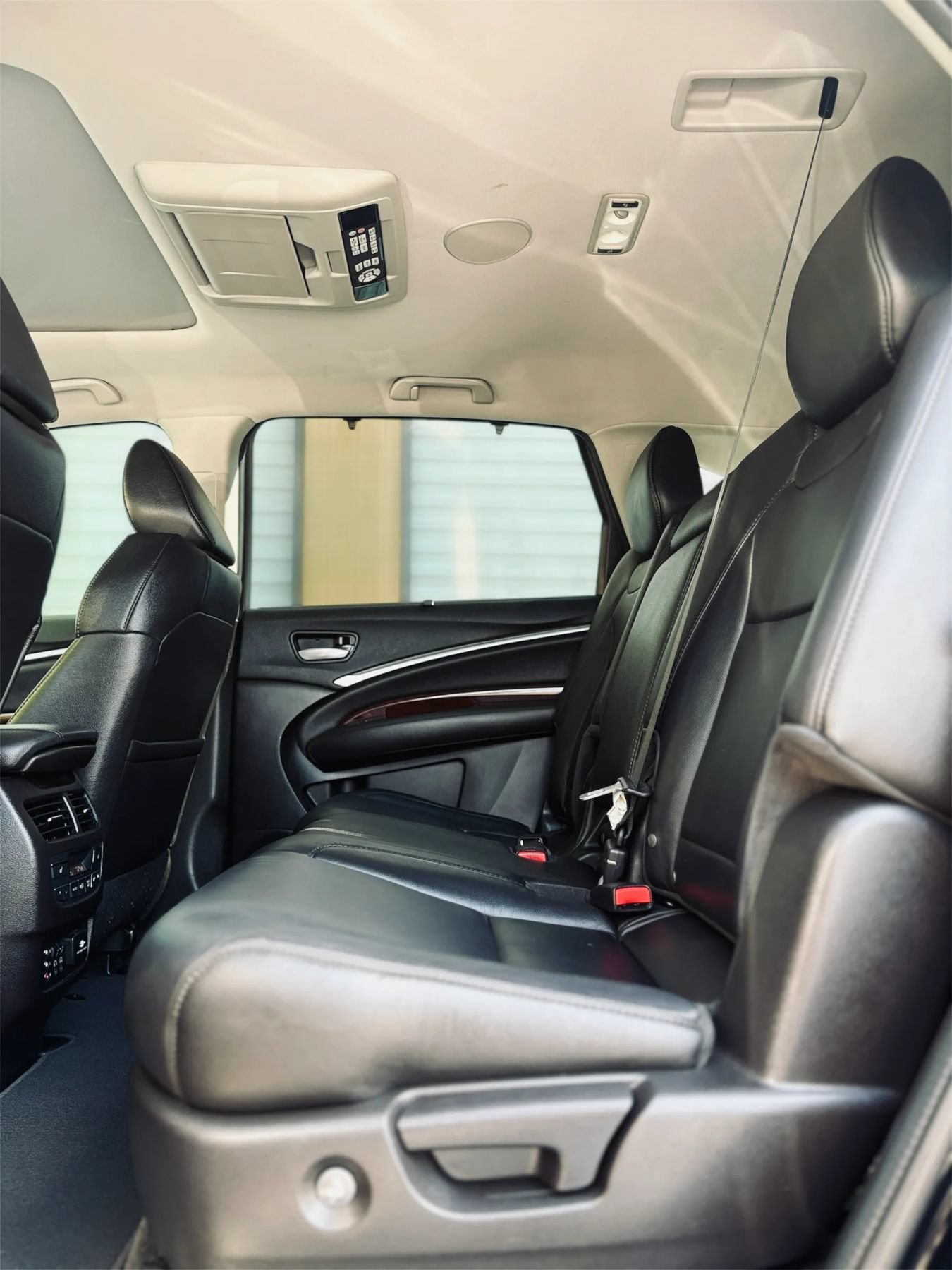 Used 2015 Acura MDX w/ Tech & Entertainment Pkg FWD image 8