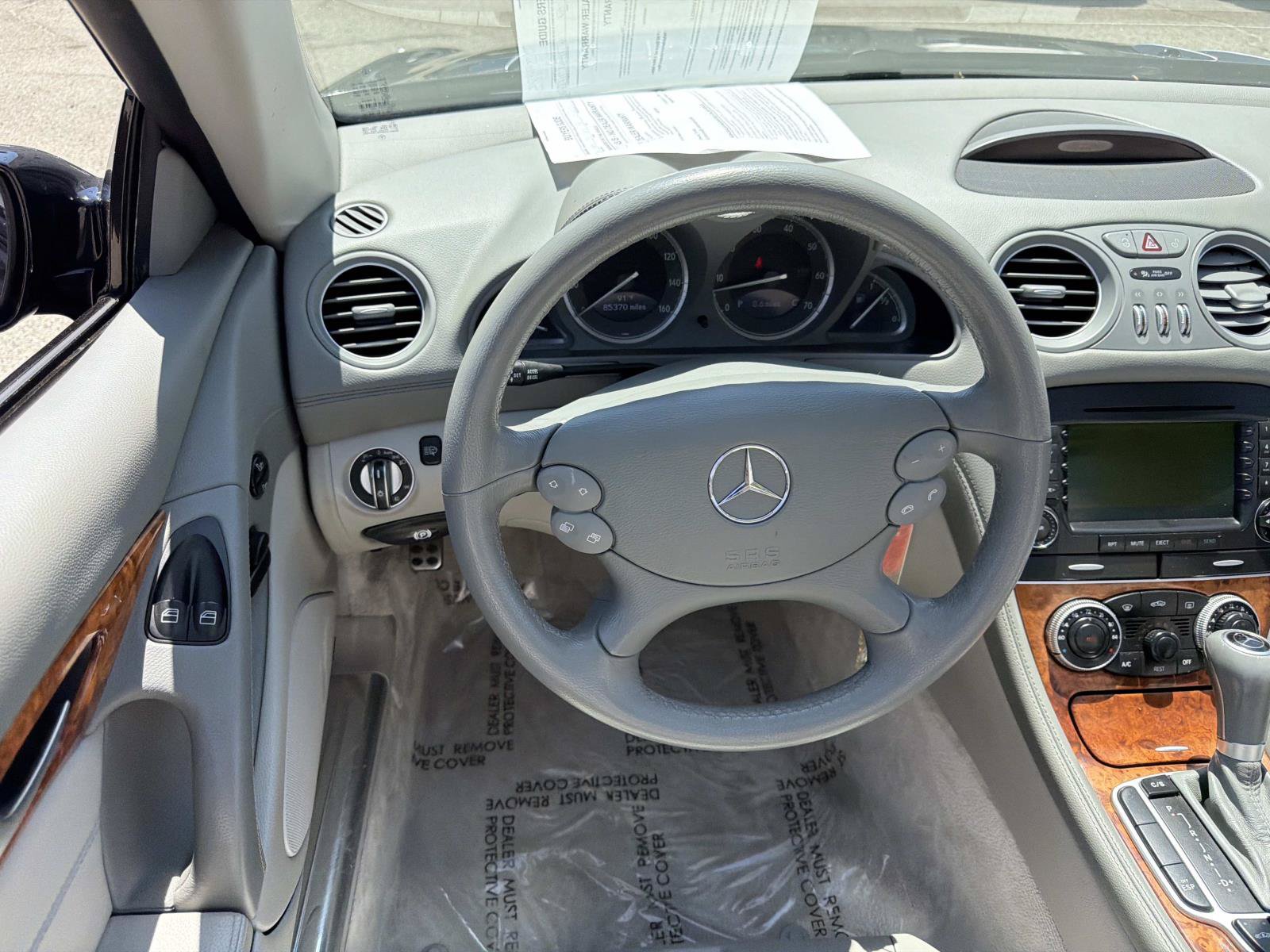 Used 2007 Mercedes-Benz SL 550 image 8