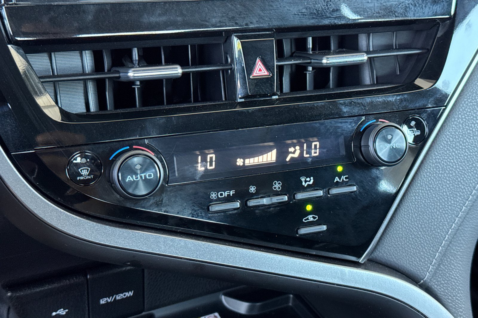 Certified 2023 Toyota Camry SE w/ Audio Upgrade Package FWD image 24