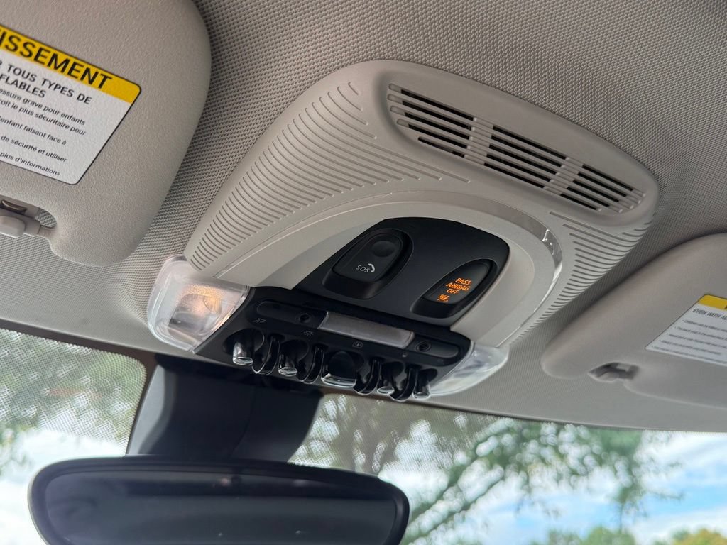 Used 2019 MINI Cooper Clubman FWD image 18
