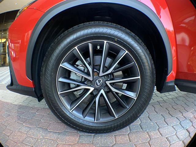 Certified 2023 Lexus NX 250 FWD w/ Towing Package (2000 Lbs) image 10