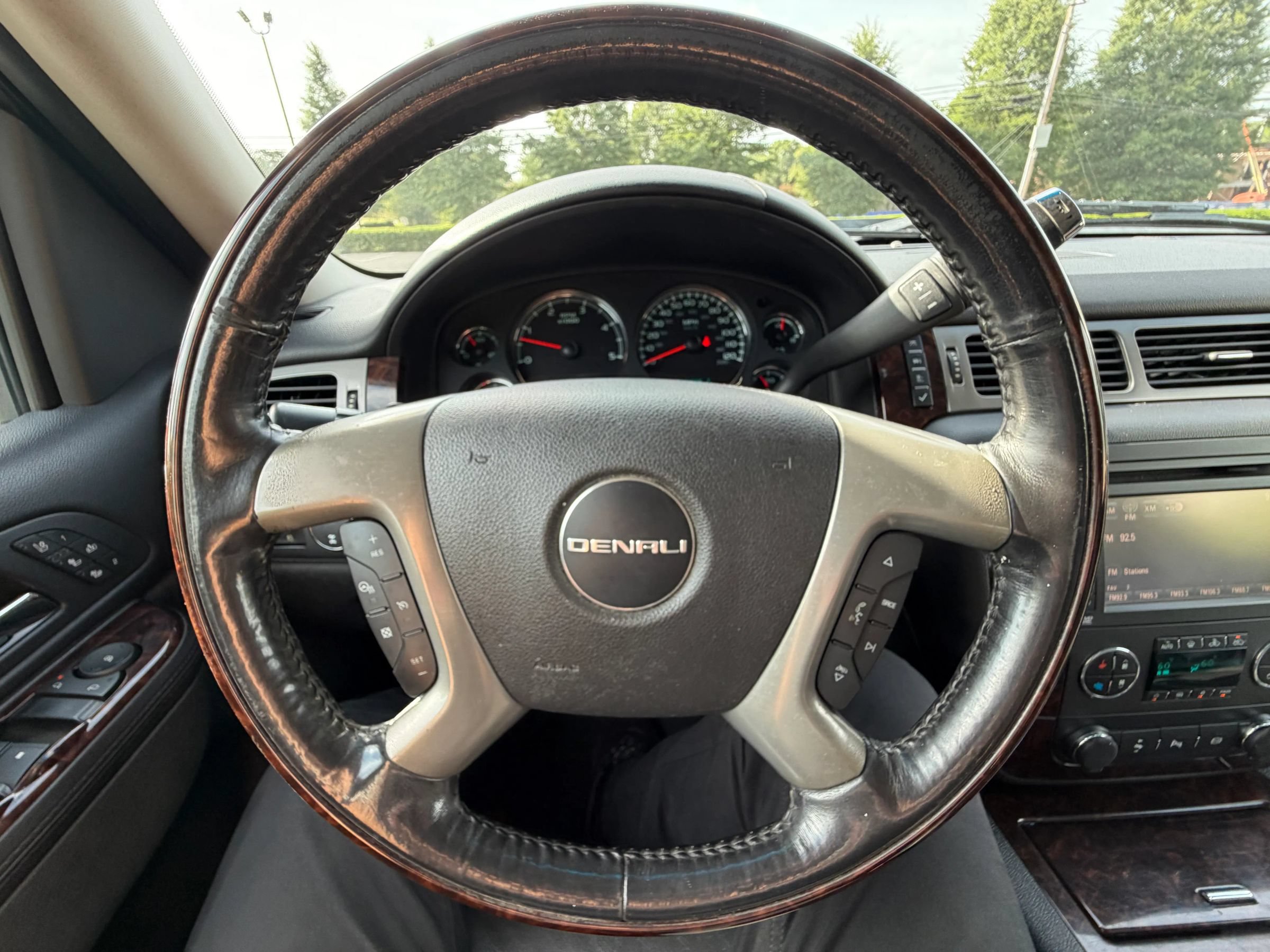 Used 2012 GMC Sierra 3500 Denali AWD/4WD image 29