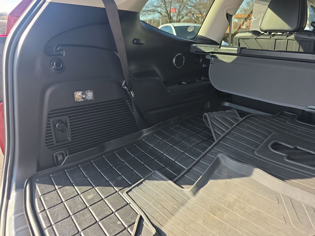 Used 2024 Subaru Ascent Touring image 14