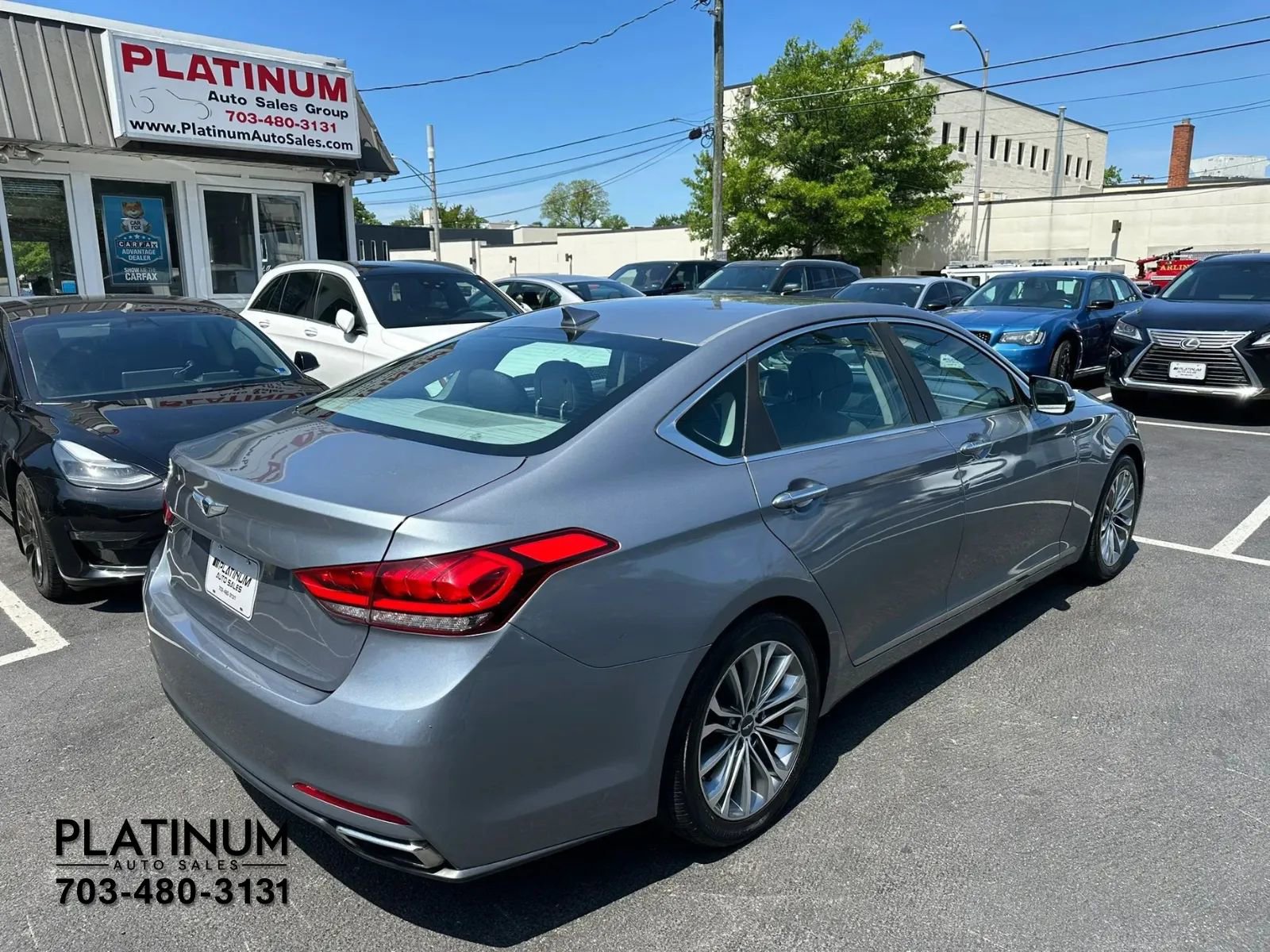 Used 2017 Genesis G80 3.8 RWD image 5