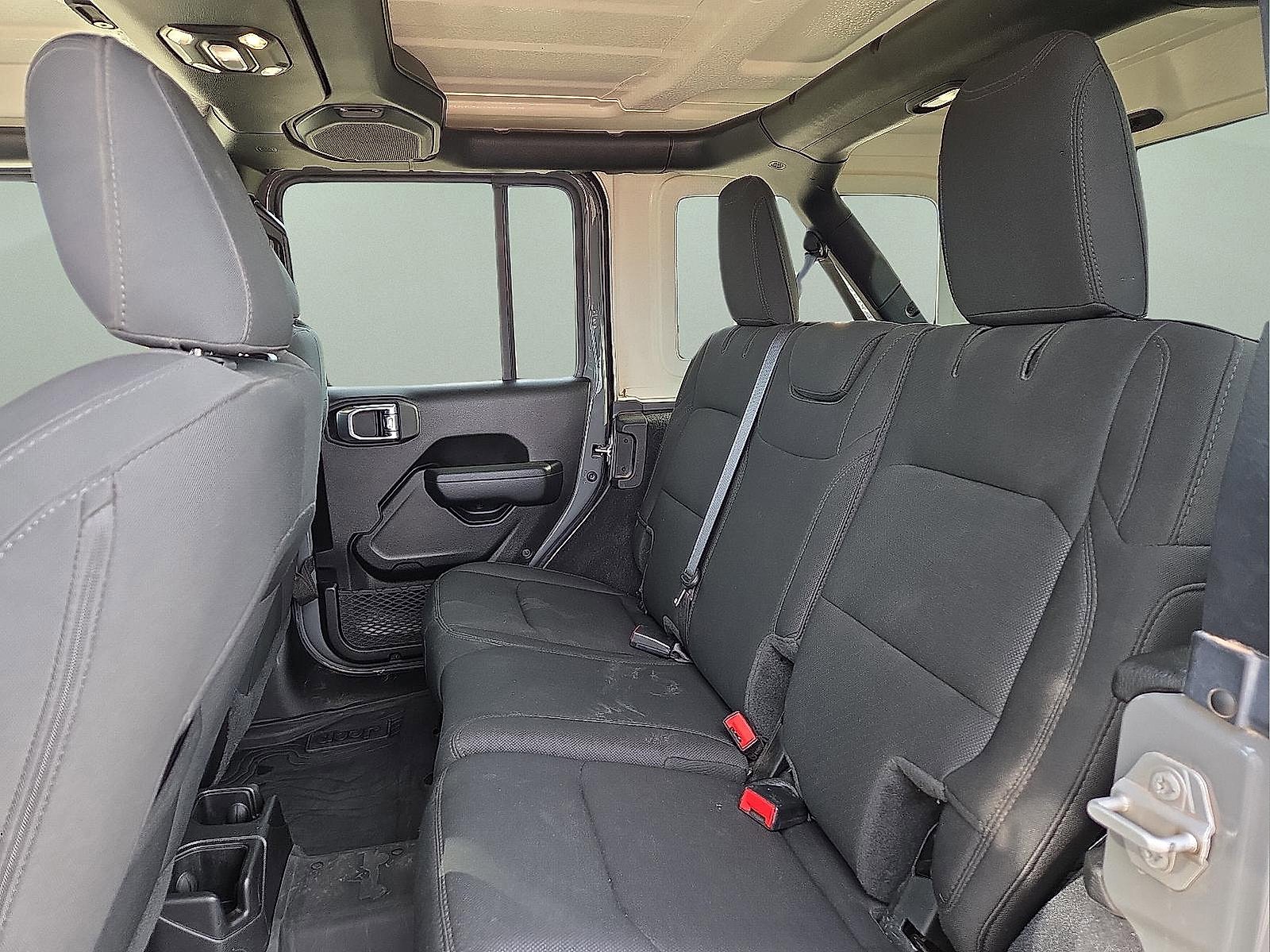 Used 2022 Jeep Wrangler Unlimited Sport image 10