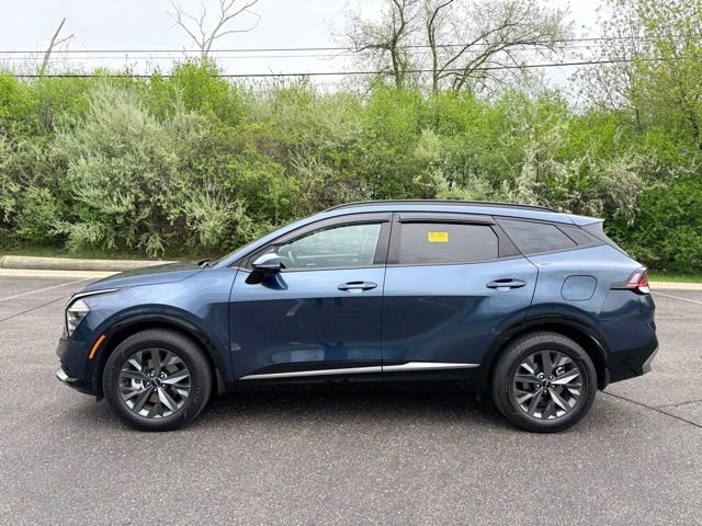 Certified 2025 Kia Sportage SX Prestige AWD/4WD image 2