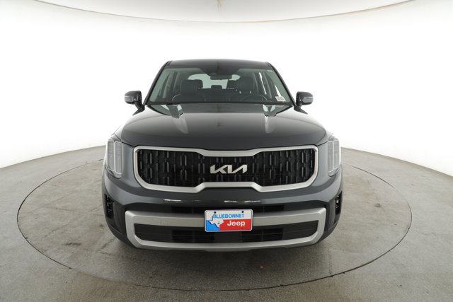 Used 2024 Kia Telluride LX image 2